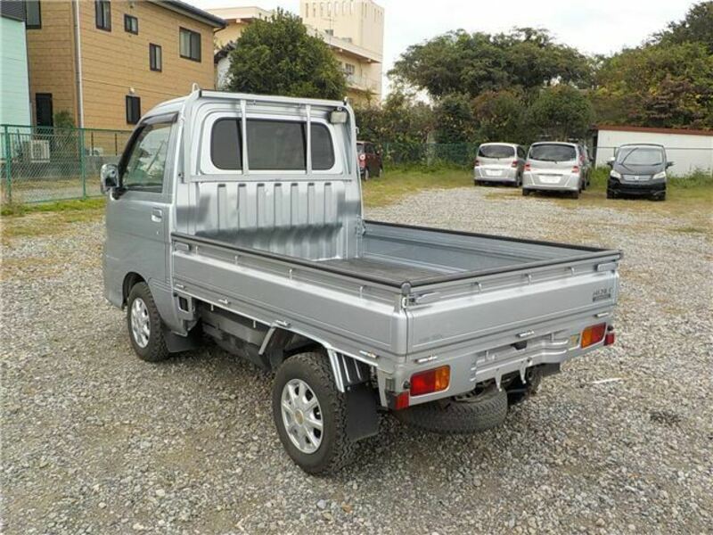 HIJET TRUCK-1