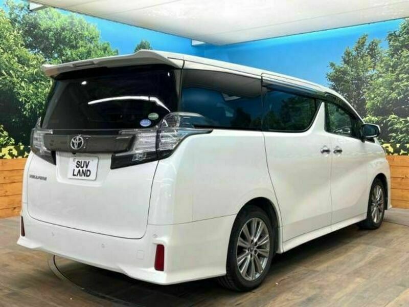 VELLFIRE-18