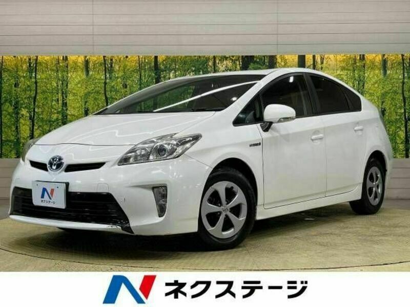 TOYOTA　PRIUS