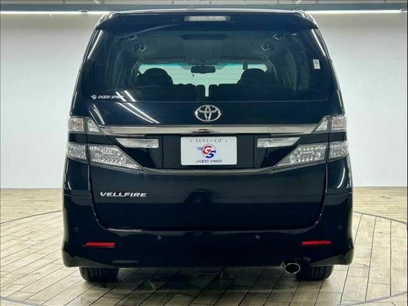 VELLFIRE-18