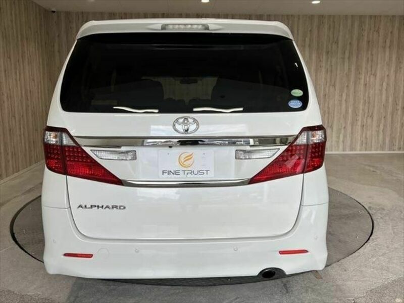 ALPHARD-21