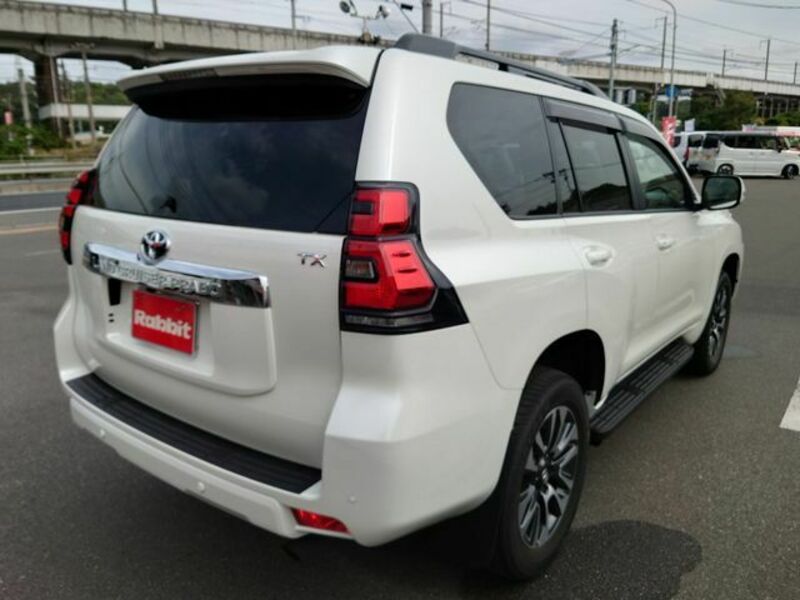 LAND CRUISER PRADO-9