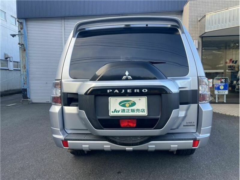 PAJERO-7