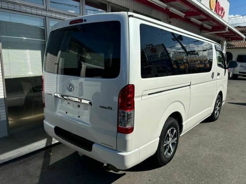 HIACE VAN-4