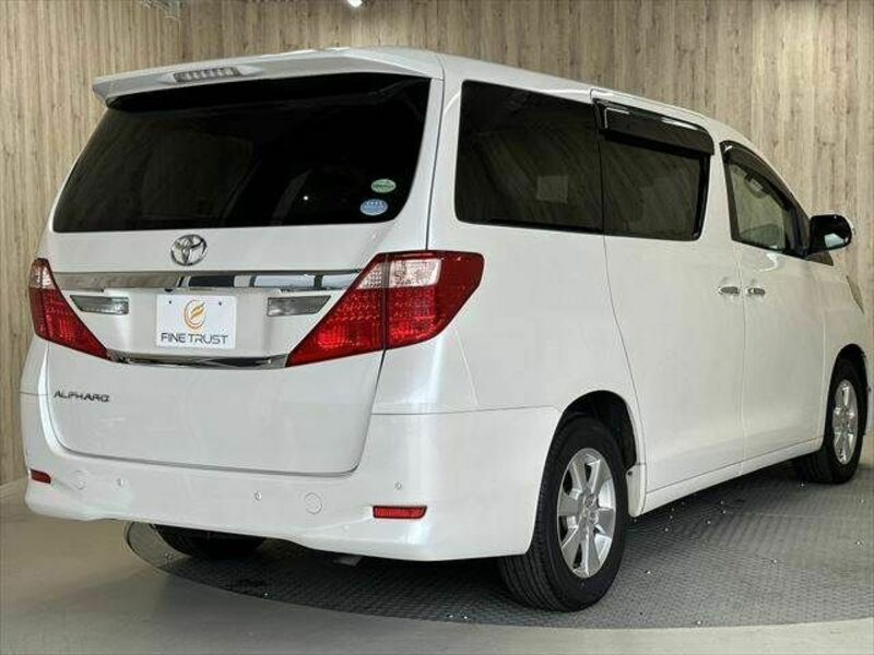 ALPHARD-17