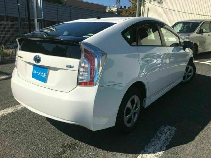 PRIUS-3