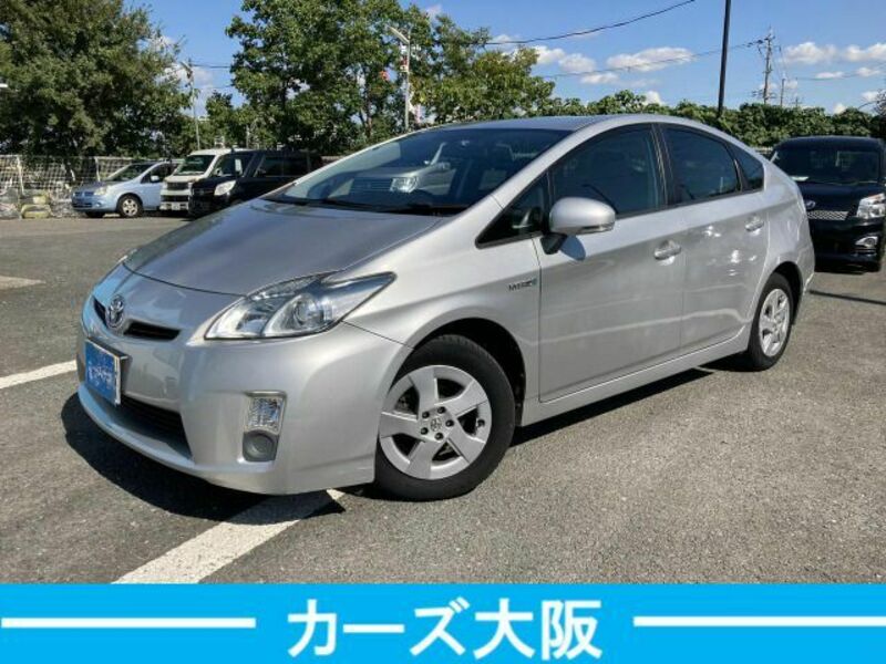 TOYOTA　PRIUS