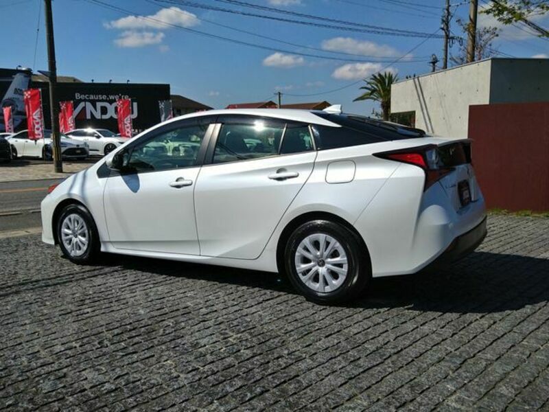 PRIUS-3