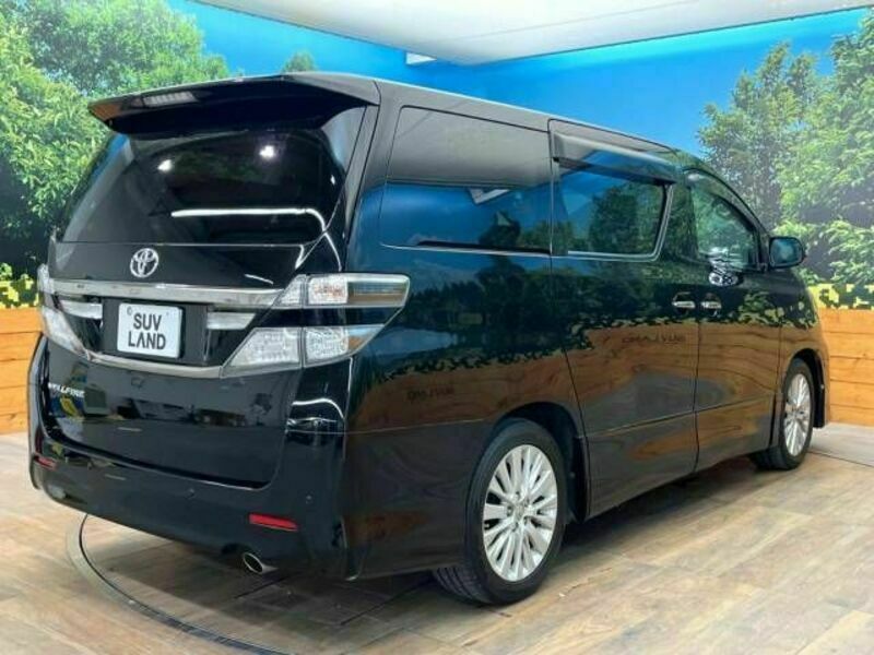 VELLFIRE-18