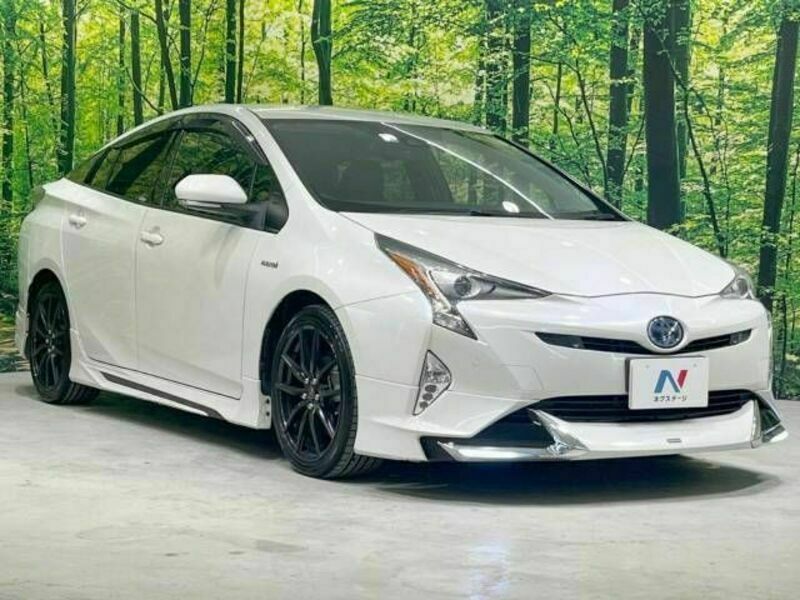 PRIUS-16