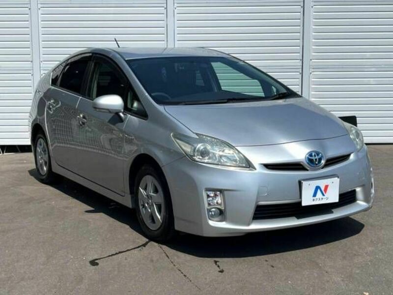 PRIUS-10