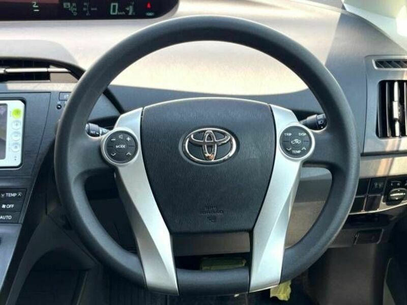 PRIUS-15