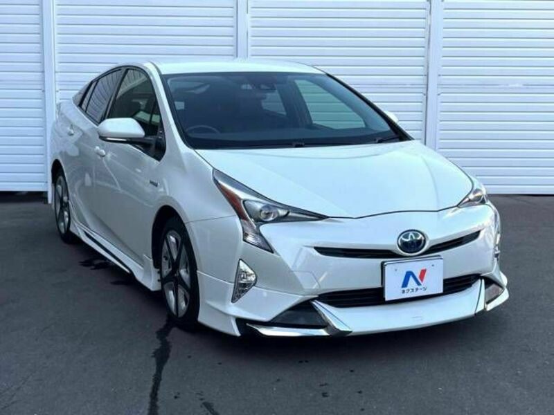 PRIUS-16