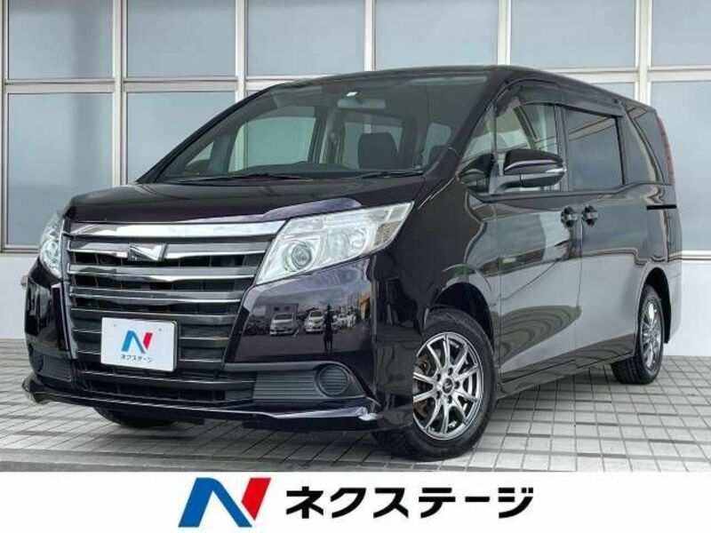 TOYOTA　NOAH