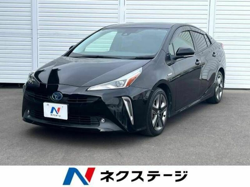 TOYOTA　PRIUS