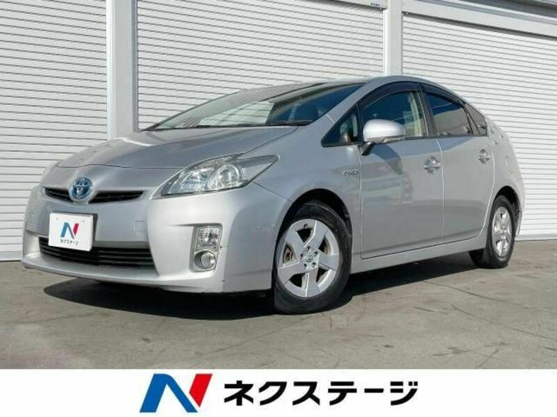 TOYOTA　PRIUS