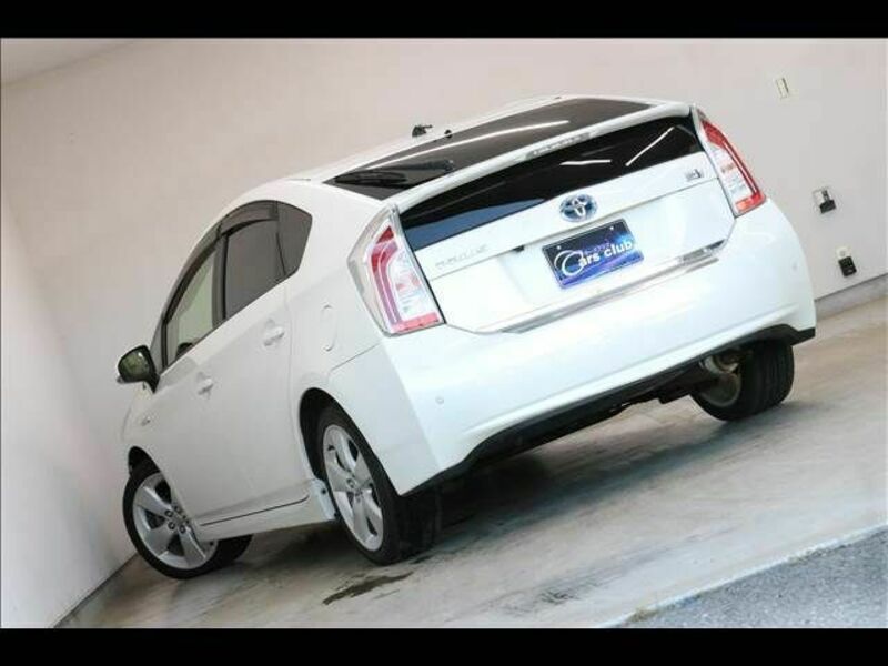 PRIUS-10