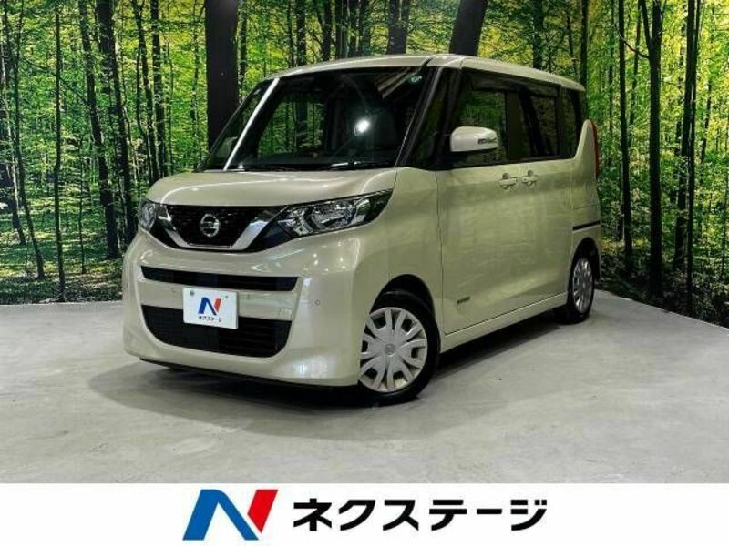 NISSAN　ROOX