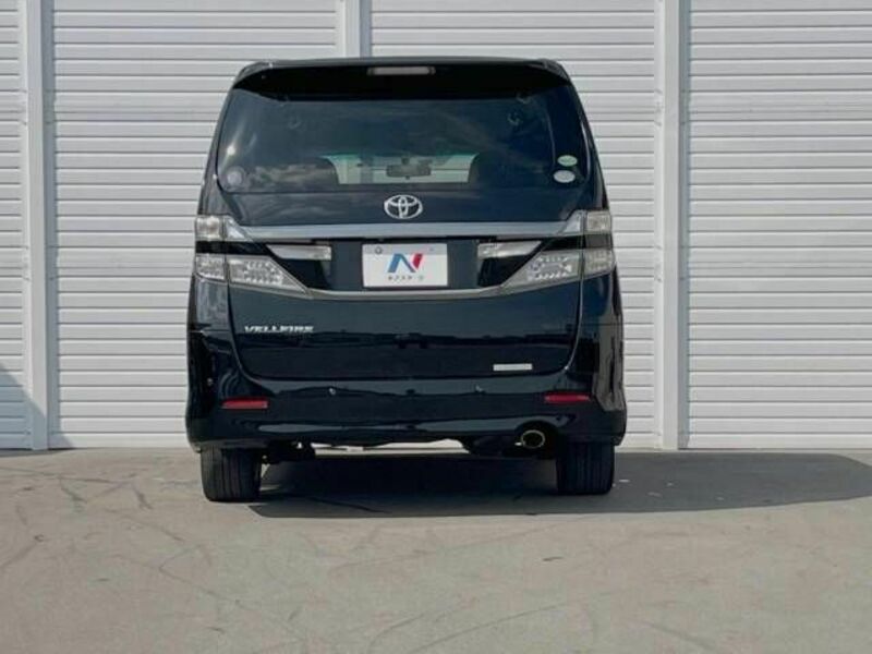 VELLFIRE-17