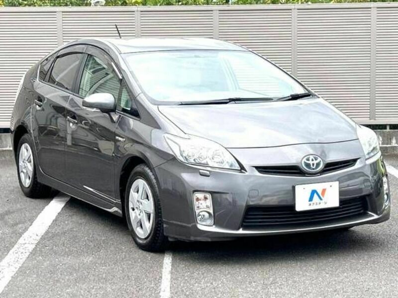 PRIUS-19