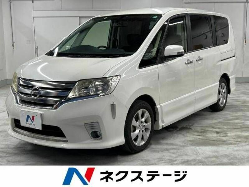 NISSAN　SERENA