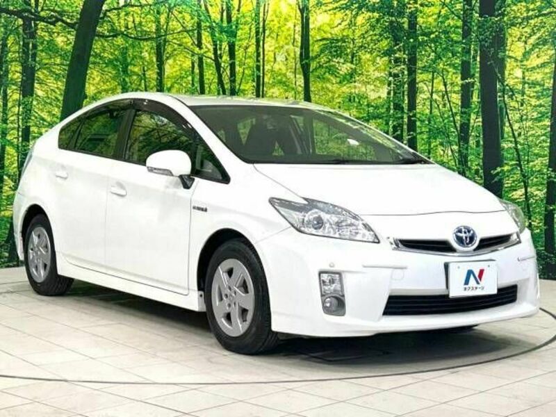 PRIUS-16