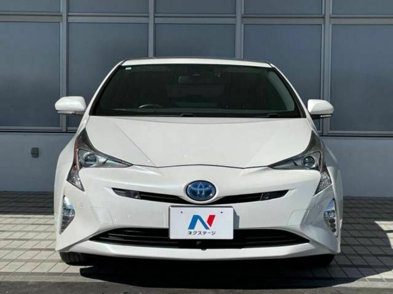 PRIUS-13