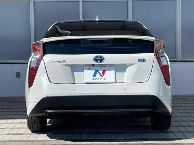 PRIUS-14