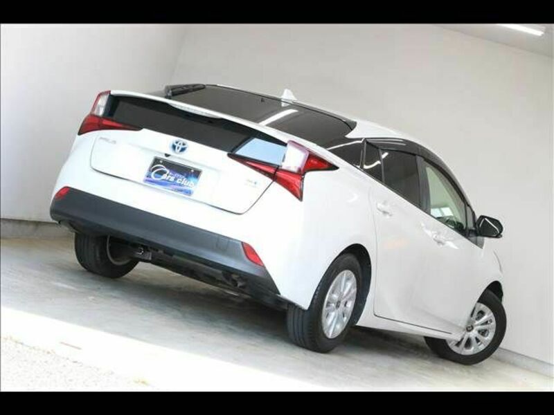 PRIUS-11