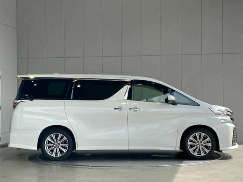 VELLFIRE-25