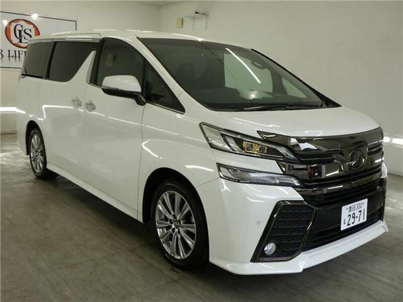 TOYOTA　VELLFIRE