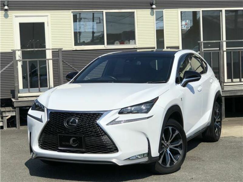 LEXUS　NX