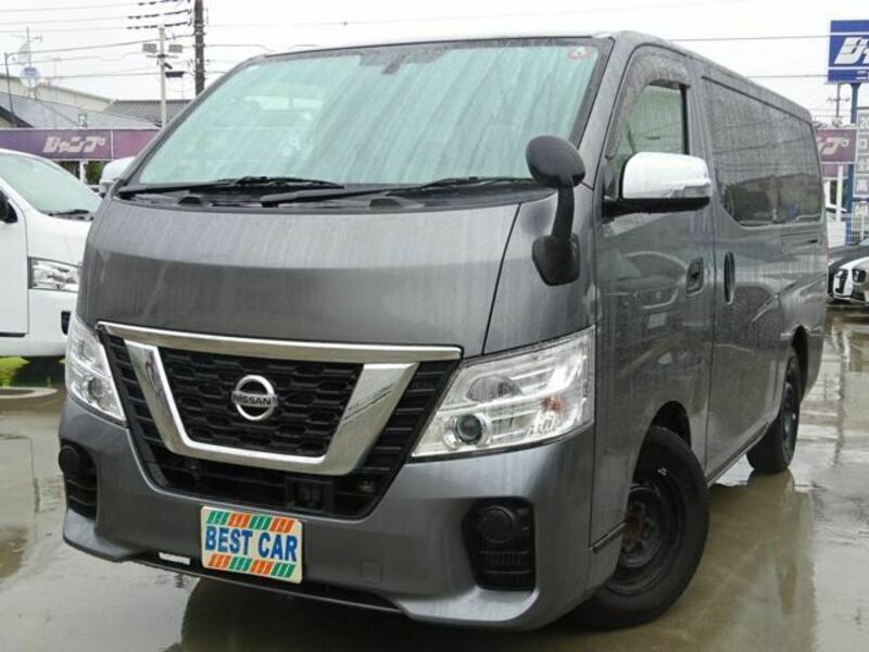 NISSAN　NV350 CARAVAN