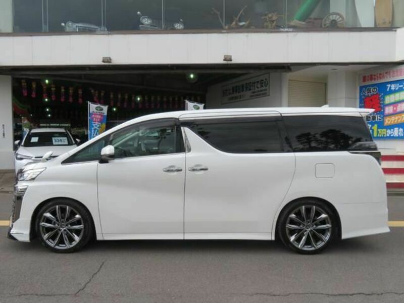 VELLFIRE-18