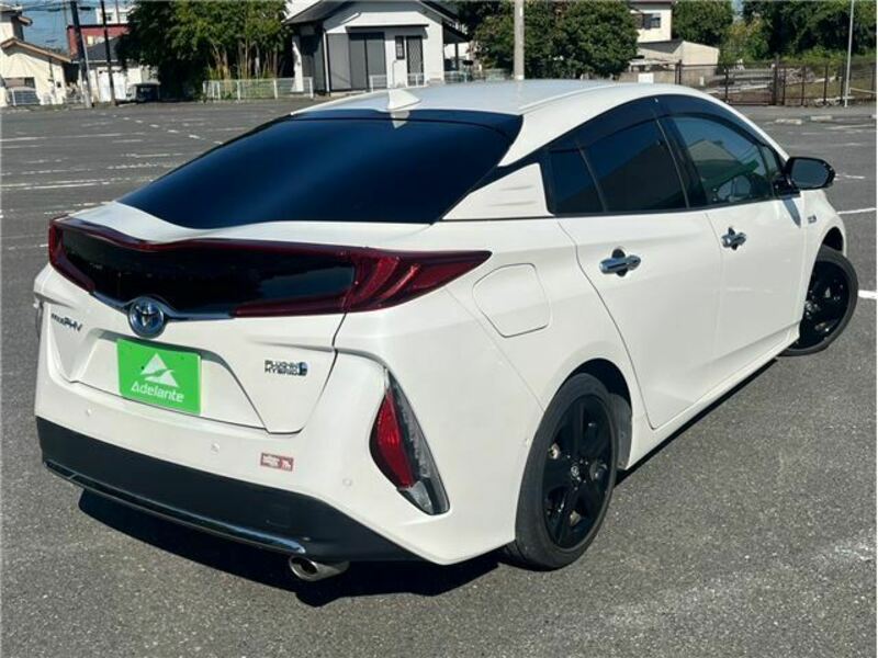 PRIUS PHV-45