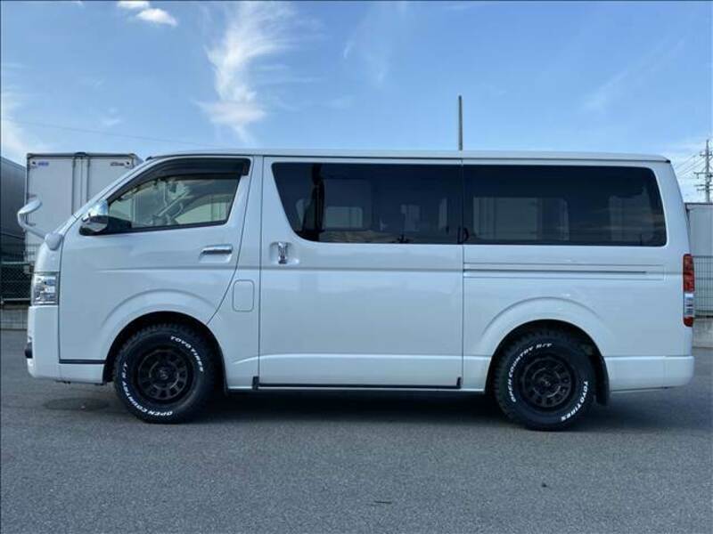 HIACE VAN-13