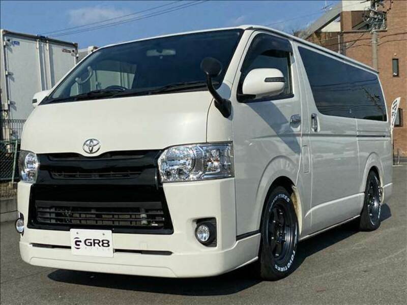 HIACE VAN-11