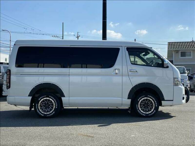 HIACE VAN-12