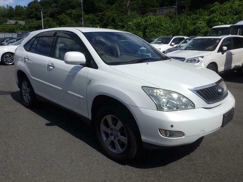 TOYOTA　HARRIER