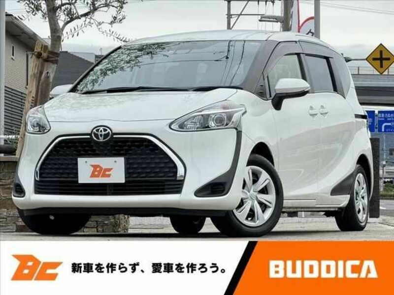 TOYOTA　SIENTA