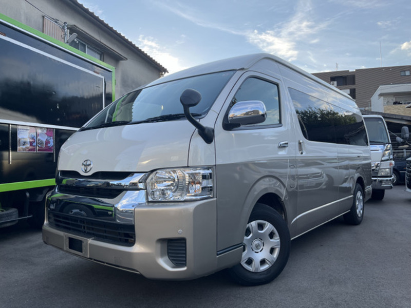 HIACE