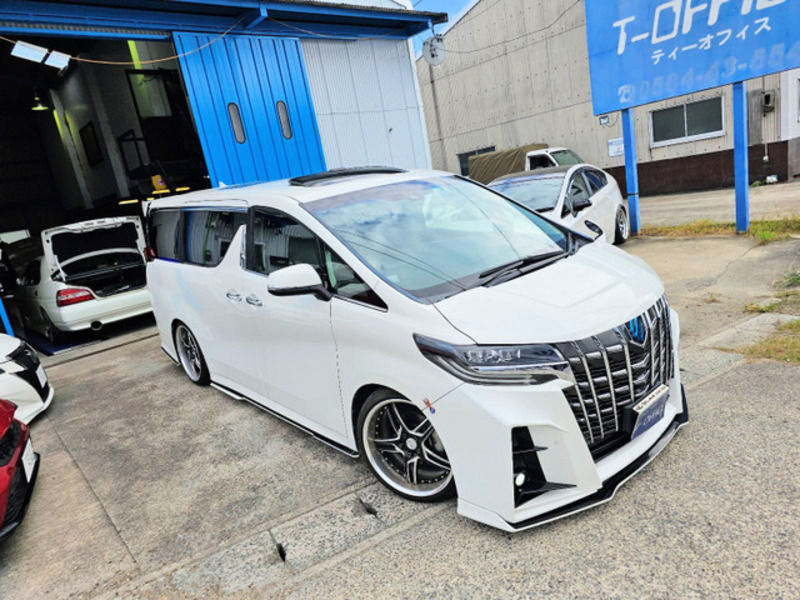 TOYOTA　ALPHARD