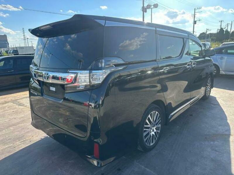 VELLFIRE-7