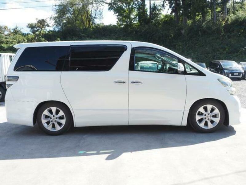 VELLFIRE-2