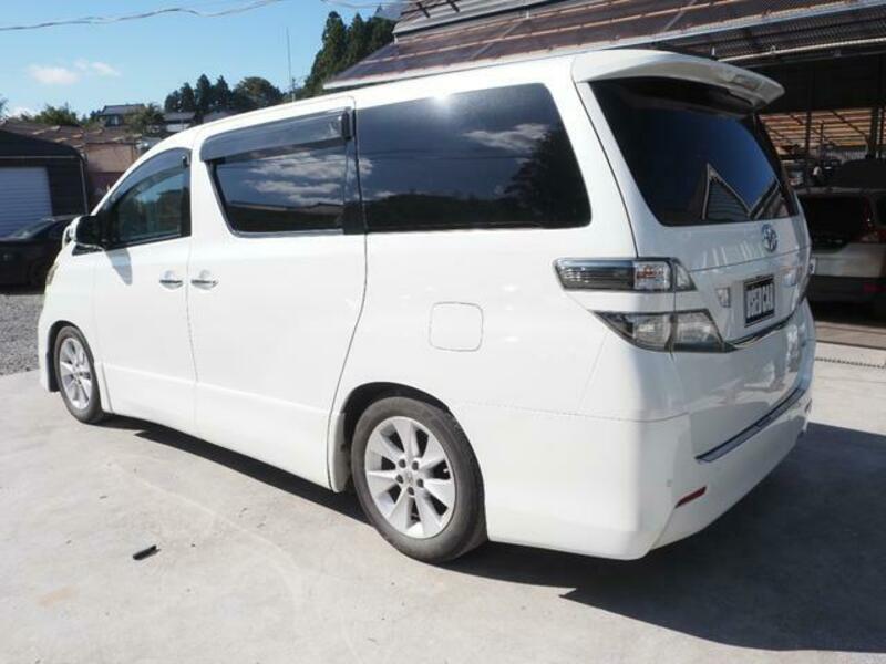 VELLFIRE-5