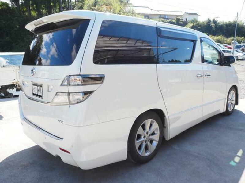 VELLFIRE-3