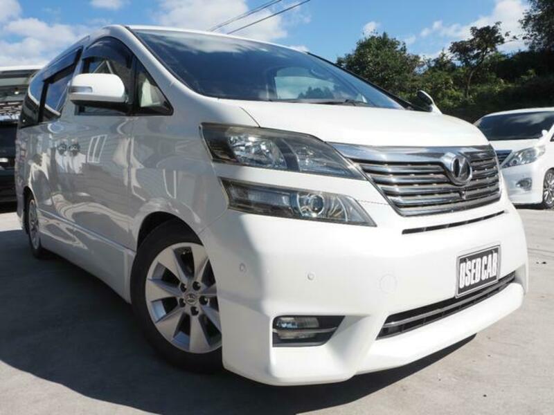 TOYOTA　VELLFIRE