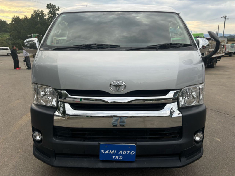 HIACE-1