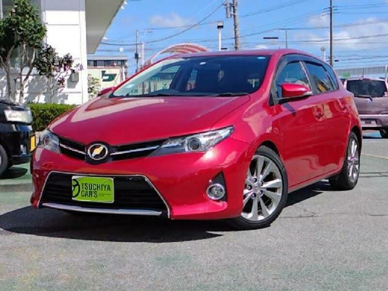 TOYOTA　AURIS