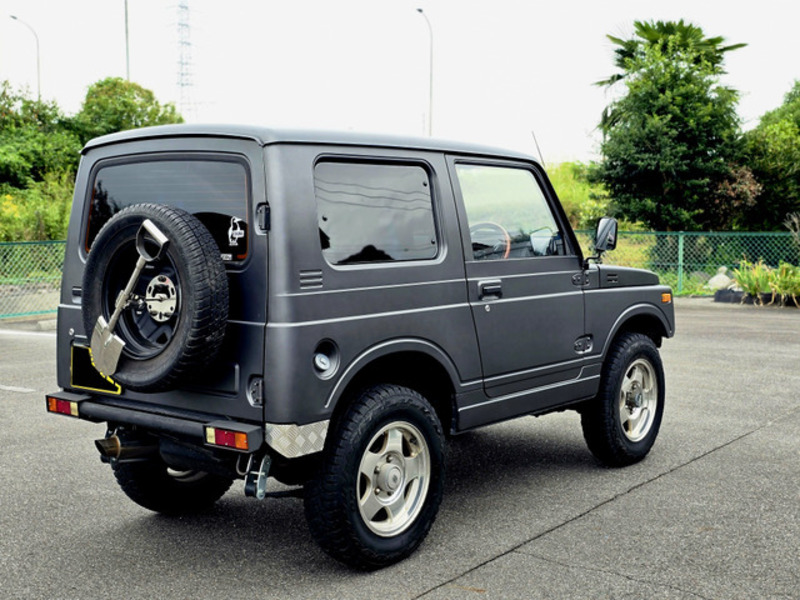 JIMNY-10